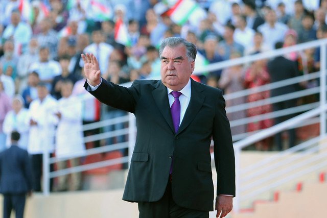 КОРНОМАҲОИ ҶОВИДОНАИ ПЕШВОИ  МУАЗЗАМИ МИЛЛАТ