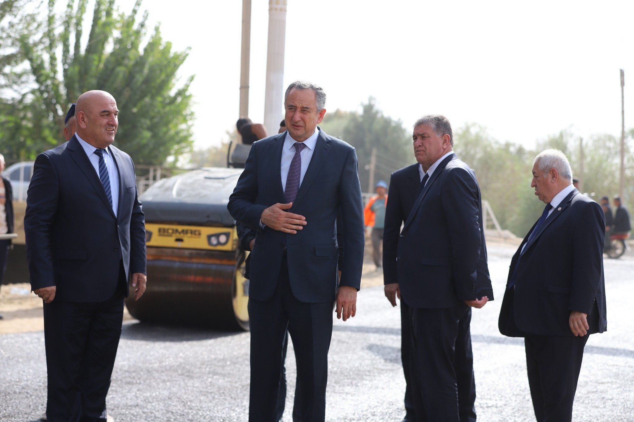 ИШТИРОКИ РАИСИ ВИЛОЯТИ ХАТЛОН ДАР МУМФАРШНАМОИИ РОҲИ МАҲАЛЛӢ ДАР НОҲИЯИ НОСИРИ ХУСРАВ