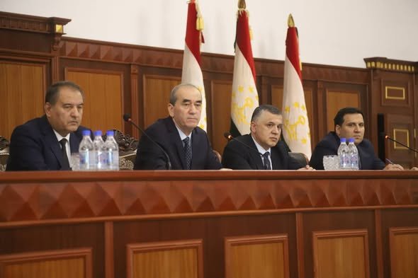 Омодагии вилояти Хатлон ба зимистонгузаронии солҳои 2025–2026 баррасӣ шуд