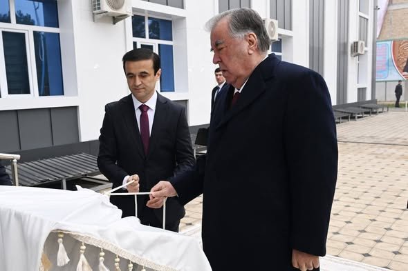 Ифтитоҳи бинои ҶДММ Шифобахши Аср дар шаҳри Бохтар