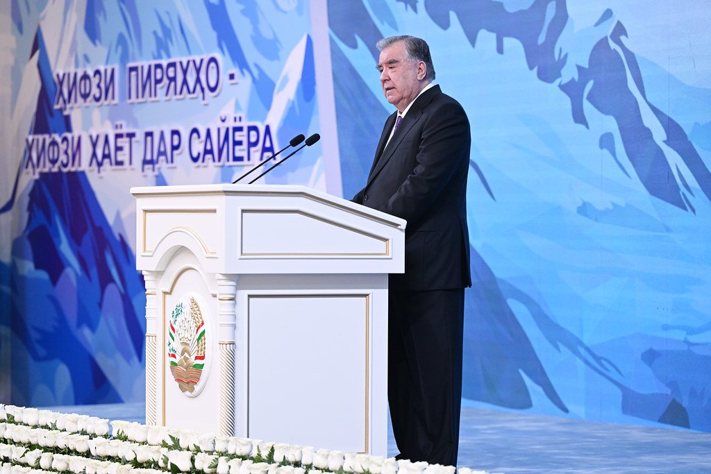 ТАШАББУСҲОИ МУВАФФАҚОНА ДАР АРСАИ БАЙНАЛМИЛАЛӢ