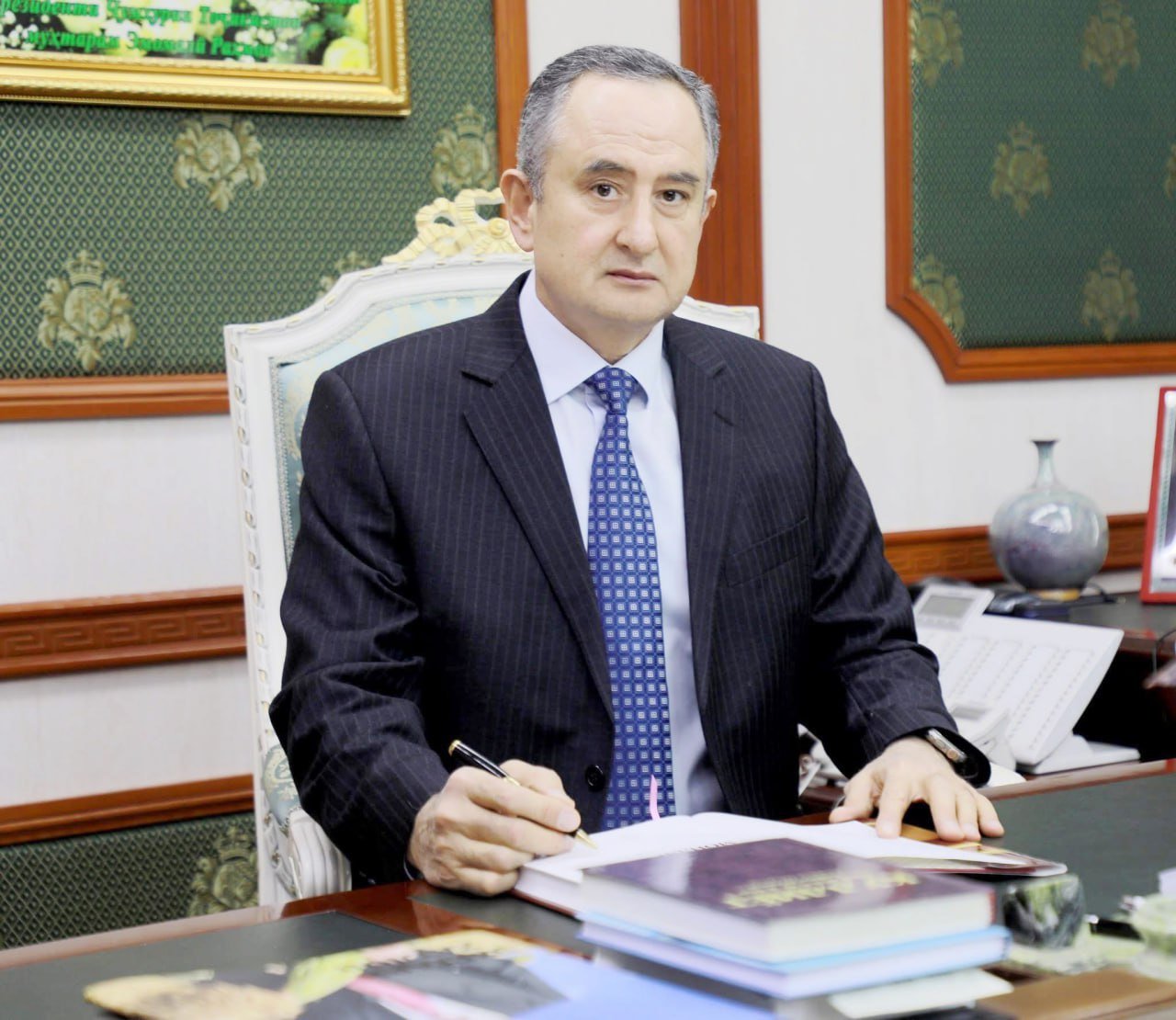 МУЖДА АЗ НАВРӮЗ БУВАД ҶАШНИ САДА