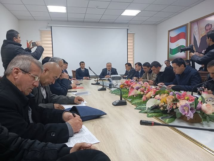 Шумораи нафақагирон дар Хатлон аз 300 ҳазор гузашт