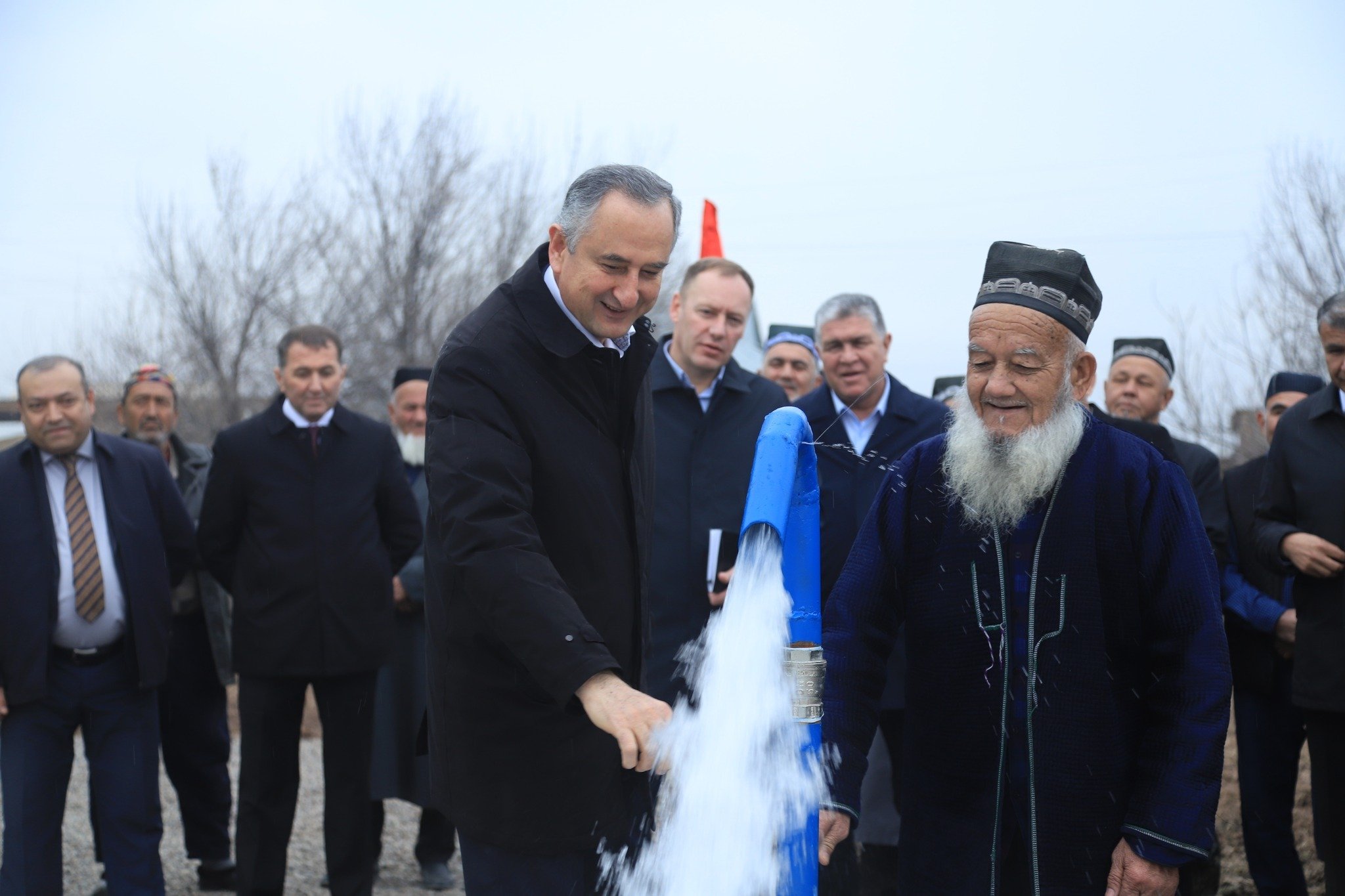 РАИСИ ВИЛОЯТИ ХАТЛОН ЧОҲИ АМУДИРО МАВРИДИ ИСТИФОДА ҚАРОР ДОДАНД