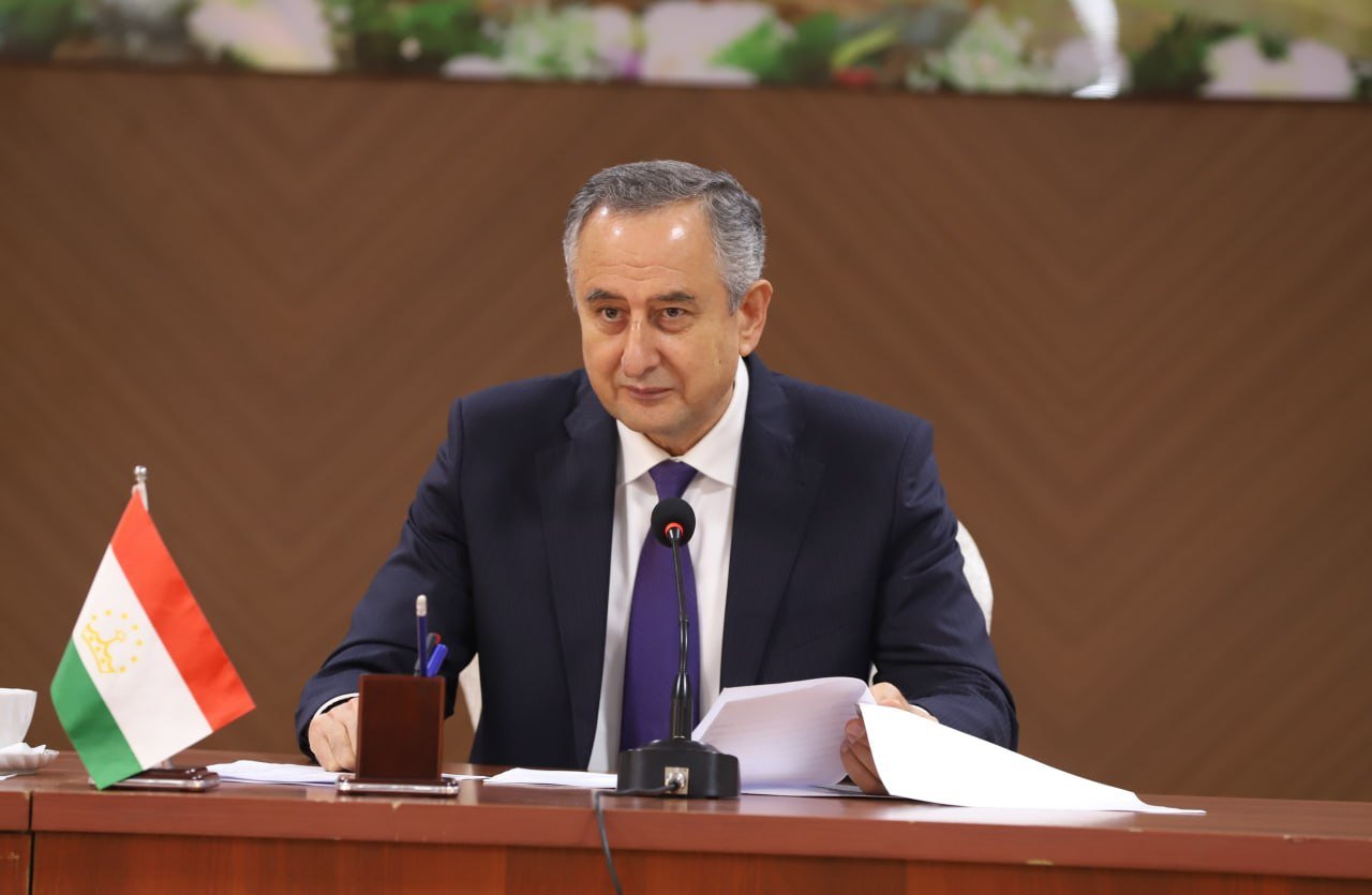 ҲАР ОН, К-Ӯ БОВАРИИ ХАЛҚРО АРЗАНДА МЕГАРДАД...