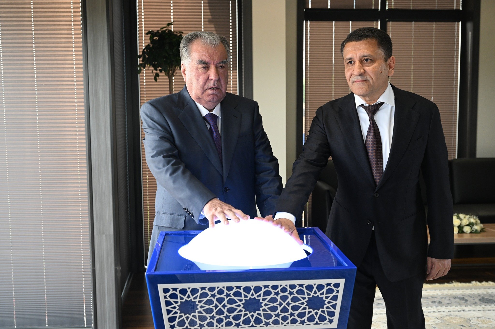 Ба истифода додани марҳилаи дуюми корхонаи истеҳсоли маҳсулоти саноатии Корхонаи муштараки Муосир дар деҳаи Ғиҷоваки деҳоти Пушинги ноҳияи Данғара