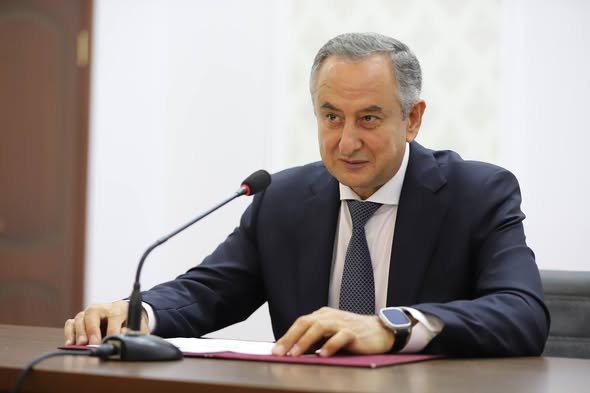 РАИСИ ВИЛОЯТИ ХАТЛОН ДАР НОҲИЯИ БАЛҶУВОН ҚАБУЛИ САЙЁРИ ШАҲРВАНДОН ВА МУЛОҚОТ БО ФАЪОЛОНРО БАРГУЗОР НАМУДАНД